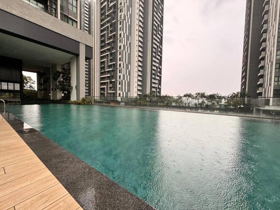Midvalley Sunway 3b2b 6pax Free 2 Carparkcitizen 2 Pangsapuri Kuala Lumpur